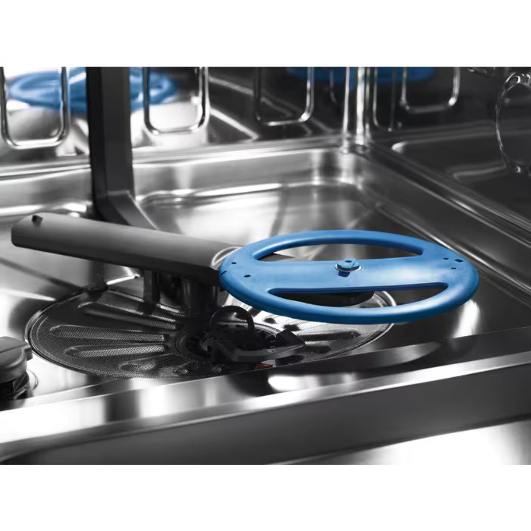Electrolux SatelliteClean® 14 Place Fully Integrated Dishwasher | EES48410L Electrolux Dishwasher Euronics Ireland