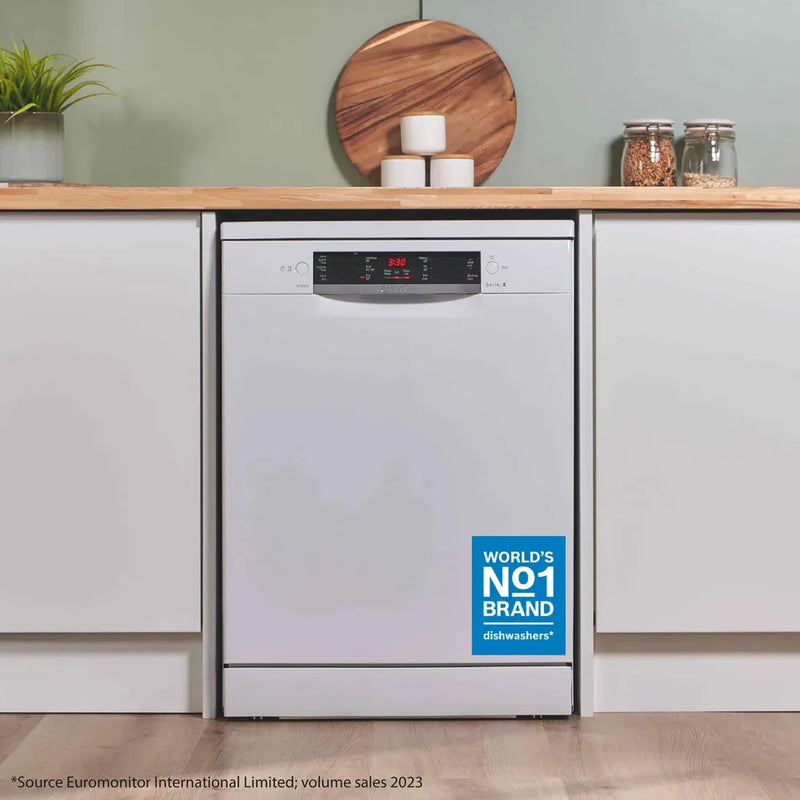 Bosch Series 2 free-standing dishwasher 60 cm White | SMS26AW08G Bosch Euronics.ie