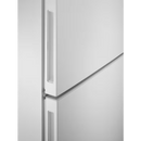 Electrolux 60cm TwinTech NoFrost Freestanding Fridge Freezer White | LNT5ME32W1