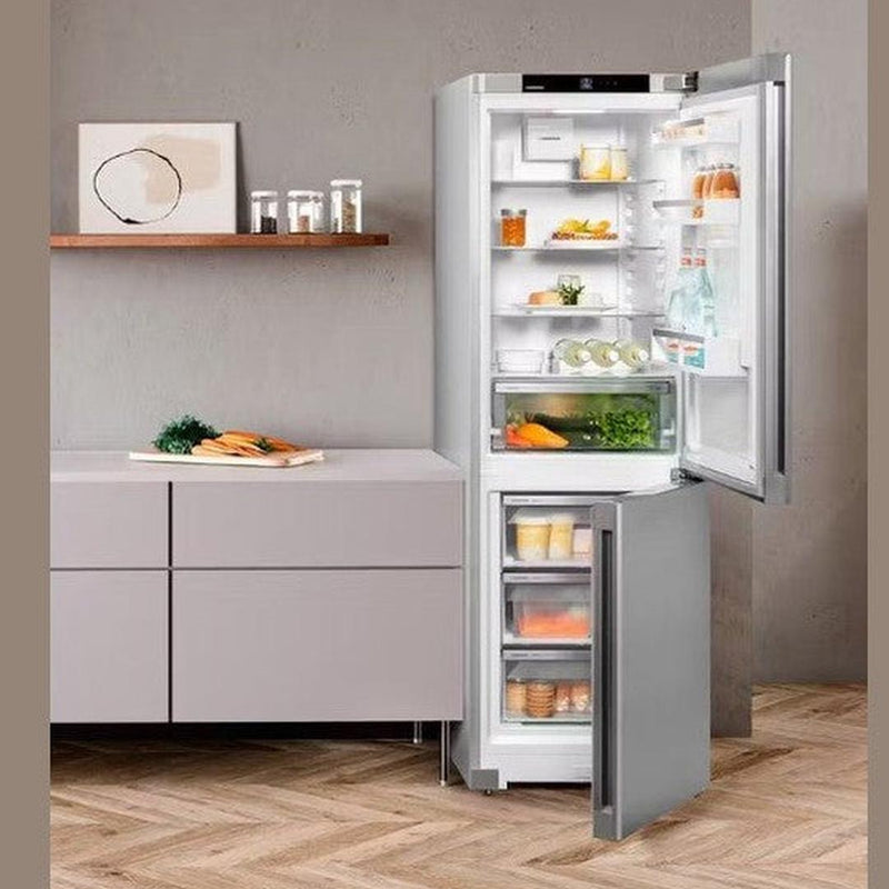 Liebherr Combined fridge-freezers with EasyFresh and NoFrost - Silver | CNSFD-5203 Liebherr Euronics.ie