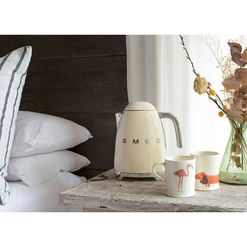 Smeg Retro 50's Style 1.7 Litre Kettle | Cream Smeg Euronics.ie